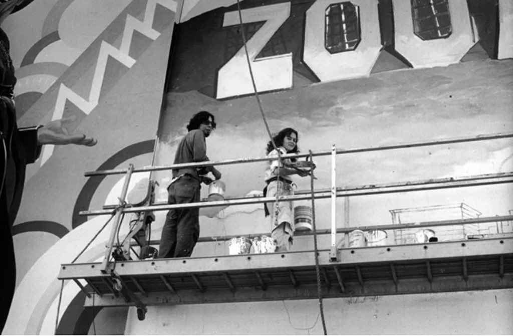 Nowart_la's tweet photo. We are excited to announce that artist Barbara Carrasco will be creating one of the murals for our La Plaza Village project in collaboration w @LAPlazaLA Chavez Fndtn & Trammell Crow!
#artdtla
#lamural
#publiclibrary
#mexicanart
#mexicanmural
#doloreshuerta
#barbaracarrasco https://t.co/El0DfNPzEN
