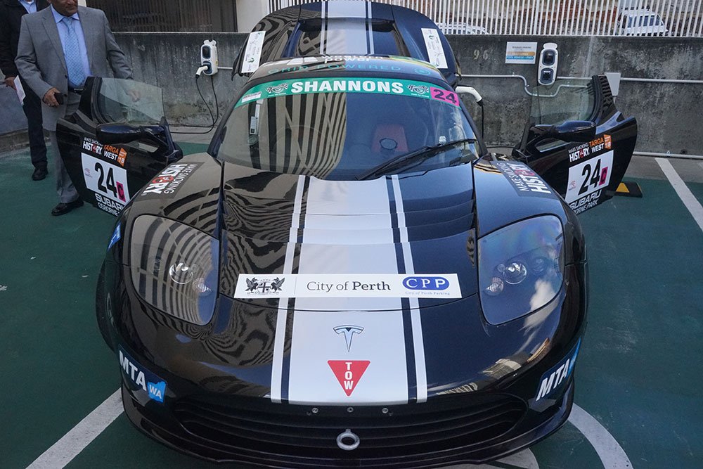 westernpowerwa's tweet image. This beast was the first #electricvehicle of its kind to complete @fia tarmac event in Australia as part of @qtwrally over the weekend. Overnight #gridpowered 200kWh. Great effort from the team to show the power of #EVs | More on EVs: goo.gl/xomjSP