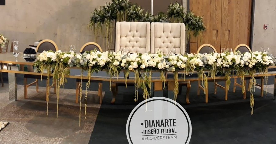 Síguenos @dianartefloral #ArteParaTuEvento #DiseñoDeBodas