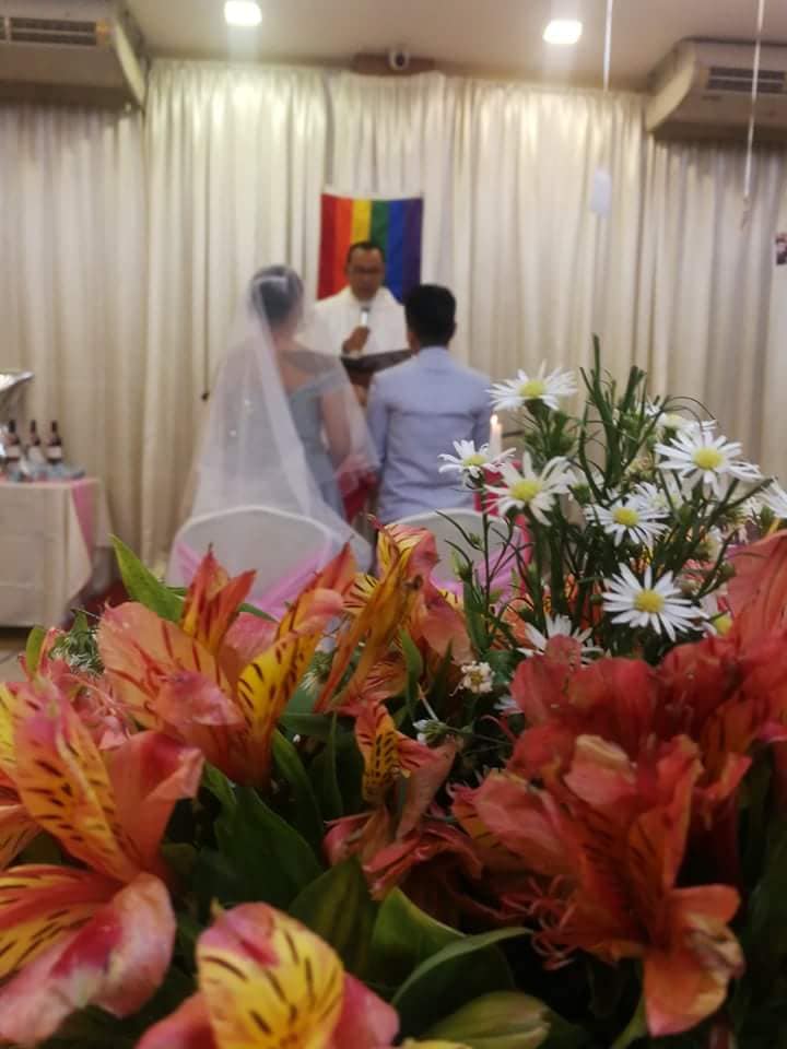 LGBTSChurch's tweet photo. #HolyUnion of Roma and Kian officiated by @RevAgbayani https://t.co/UVWSWXVrY4