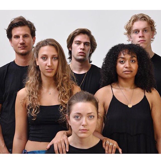 Meet the cast of LINES! We open tonight at 8.40 and hoping to see you there! We are giving away one free ticket for tonight,DM for info!! #EdFringe #metoo #IntoTheUnknown #edfringe2018