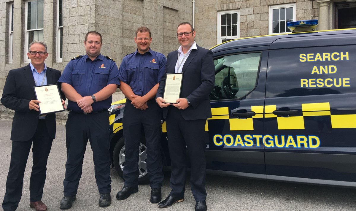 FalmouthExeter's tweet photo. Read about two of our @FalUoEIT team who are also volunteer coastguards @FalmouthUni @UniExeCornwall @FXUtweet @MCA_media #volunteer #RESCUE #thankslads https://t.co/SnYgT0VQVG https://t.co/aamo3rh0xe