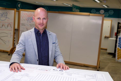 westernpowerwa's tweet image. Dedicated PM Clayton leads our new design consultancy – helping companies create their own electrical design solutions, such as private networks &amp;amp; lighting installations. | See our full service offering &amp;amp; online enquiries: goo.gl/oU1q6b