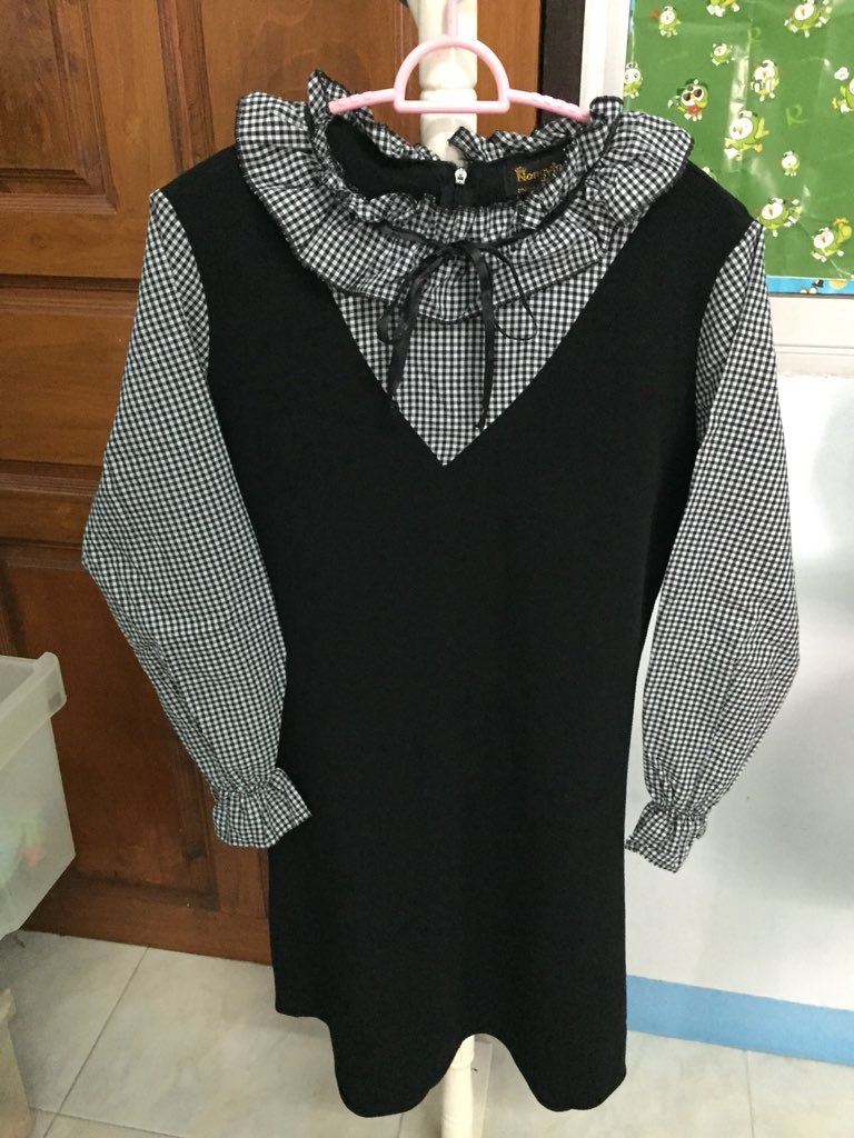 Nuttha7540's tweet photo. ใส่ครั้งเดียว 120฿ https://t.co/Wx3LsEB6lY