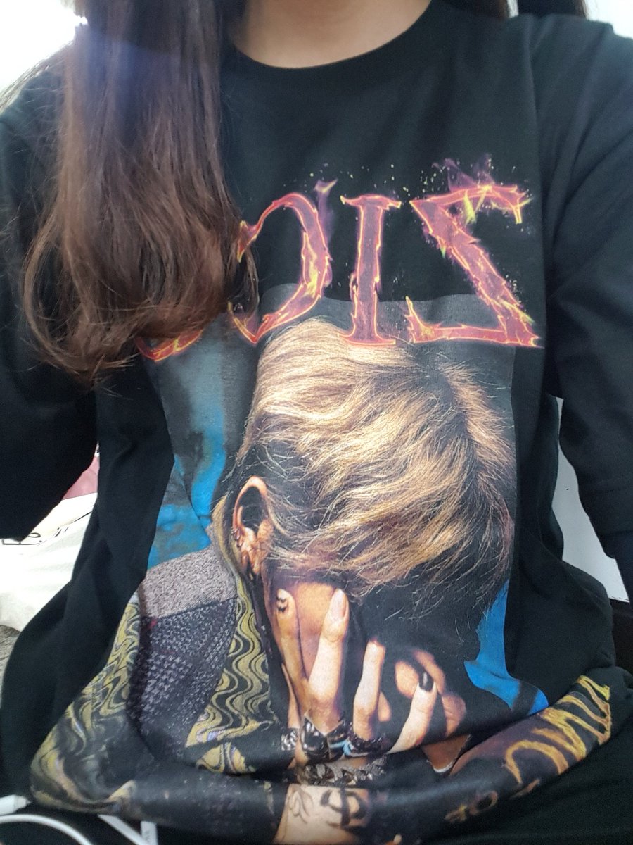 Dharma0708's tweet photo. 말 한마디 한마디가 무대 하나 하나가 아름다웠던 지호오빠의 첫 단독 콘서트😄
#KOZ #KINGOFTHEZUNGLE https://t.co/HDXFG4OHyc