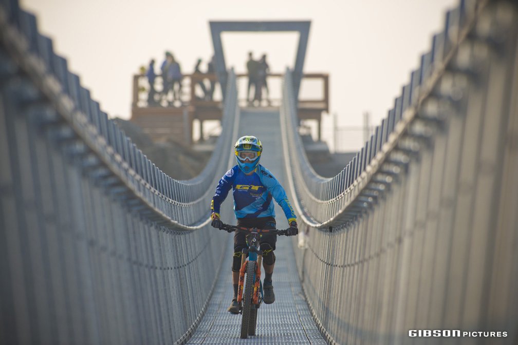 Martin Maes won the <a href="/Crankworx/">Crankworx</a> EWS here in Whister today- and started Stage 5 by riding across the suspension bridge at the Top of the World.