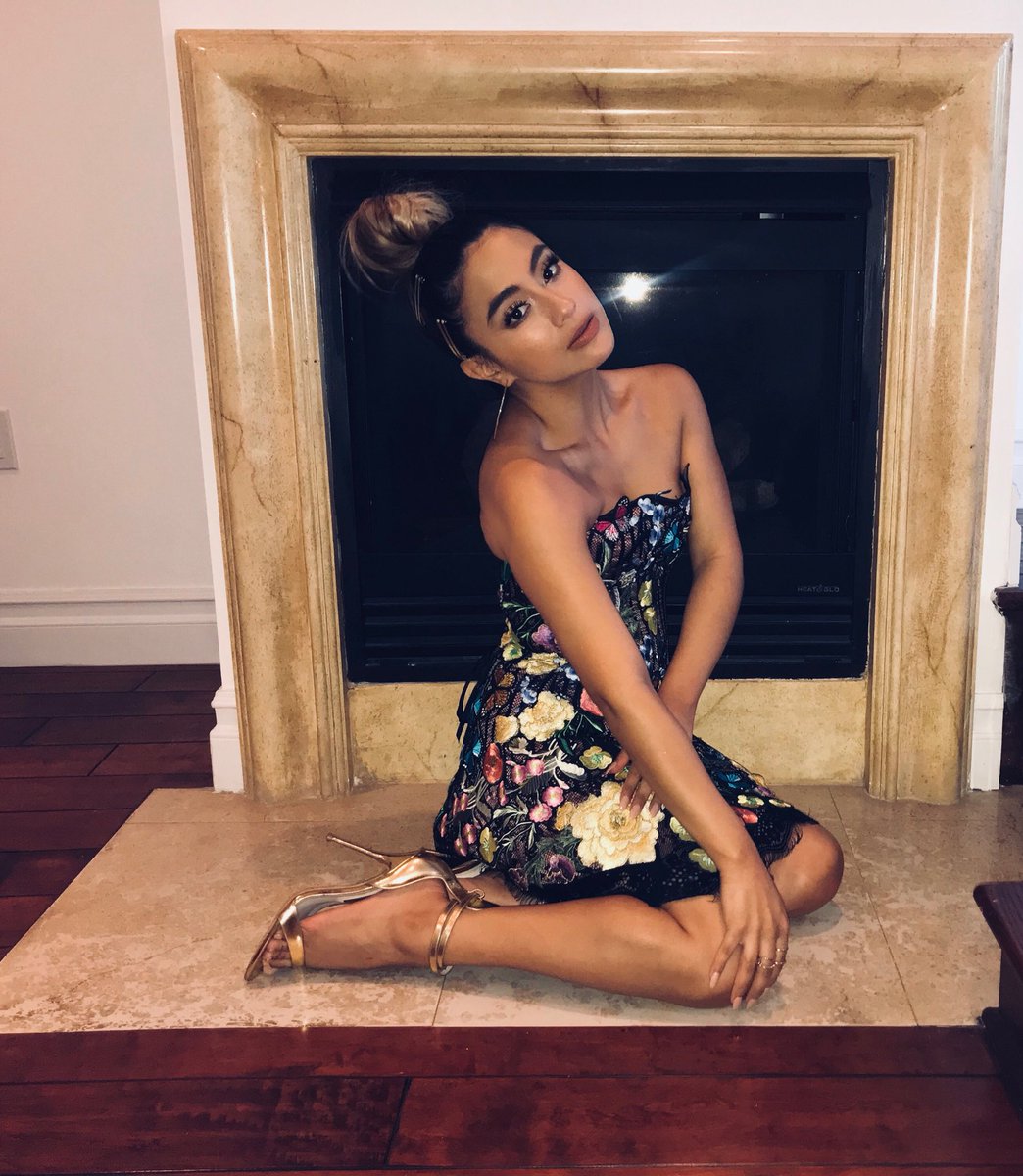AllyBrooke's tweet photo. Here’s to new beginnings 🦋 https://t.co/F3JTDHgAn7