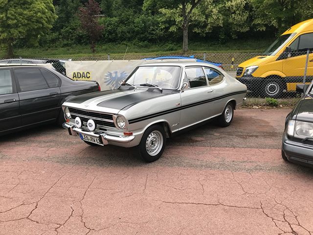 Opel Kadett B Rallye Coupe
#opel #kadett #kadettb #rallye #coupe #opelkadett #opelkadettb #kadettbrallye #germanclassic #rüsselsheim
#bordsteinschrauber #petrolicious #carphiles #kurthclassics #chromerben #instacar #classiccar #oldtimer #photooftheday #v… ift.tt/2B2903o