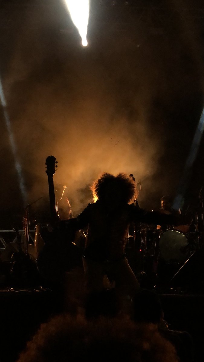 davidmurad's tweet photo. Que festival, senhoras e senhores.
@tomasbertoni e @dinomars, obrigado por isso ❤️
#CoMA2018 https://t.co/FgIWFEYMeP