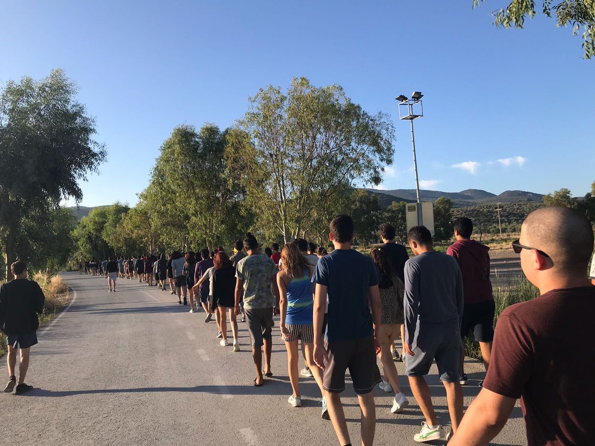 BodrumTGB's tweet photo. Zihnimizi ve bedenimizi dinç tutmak için TGB Geleneksel Yaz Kampımızın 2. günü sabah sporu ile başladı.

#TGBYazKampı https://t.co/CGVCIvN45X