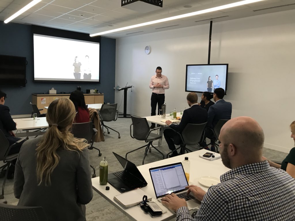 Taking time out to share my ‘best bits’ about <a href="/QuickBooksAU/">QuickBooks Australia</a> in the live engagement session with <a href="/Findex_AU/">Findex</a> <a href="/CroweHorwath_AU/">Crowe Horwath</a> lead by the awesome <a href="/DalePearson101/">Dale Pearson</a> - thanks for including me!