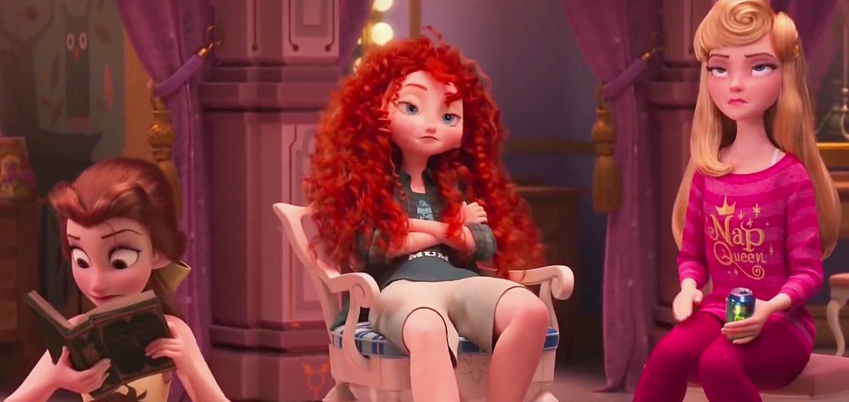 Jisoo                   Lisa                   Jennie