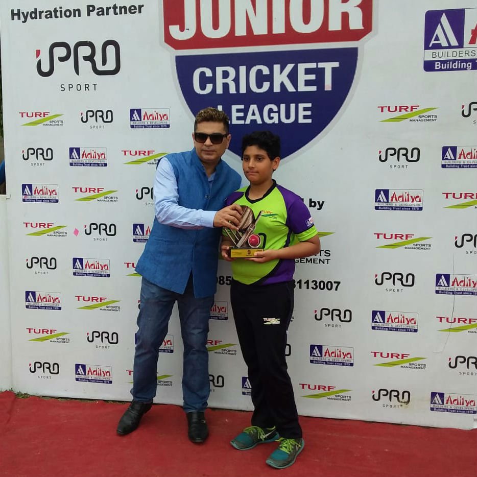 iProSportIndia's tweet photo. It was a fantastic experience to be associated with the youngsters in the Junior Cricket League that commenced yesterday. @DrRahulNarula1
#BeMore #MyiPro https://t.co/UeANINsHV7
