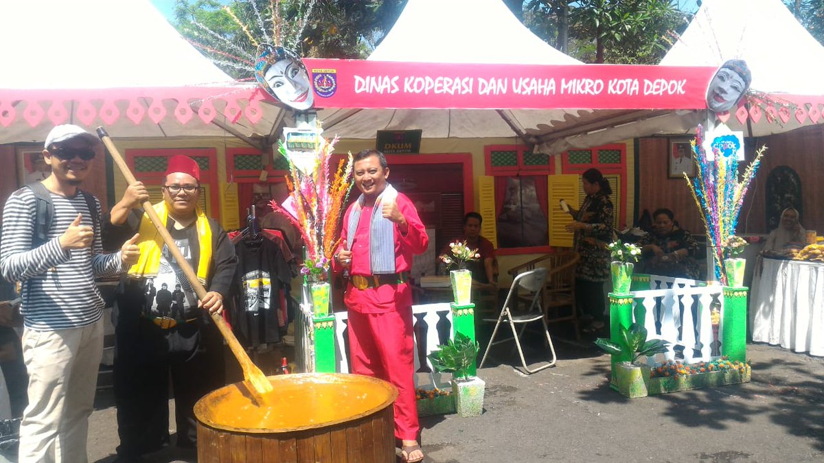 Cooperative Fair 2018 di Parkir Barat Gedung Sate Bandung (10-12/08/2018) <a href="/pemkotdepok/">PEMERINTAH KOTA DEPOK | #AyoPakaiMasker</a> <a href="/IdrisAShomad/">Mohammad Idris</a> <a href="/pradi_supriatna/">Pradi Supriatna</a> <a href="/fitriawansumadi/">fitriawan</a>
