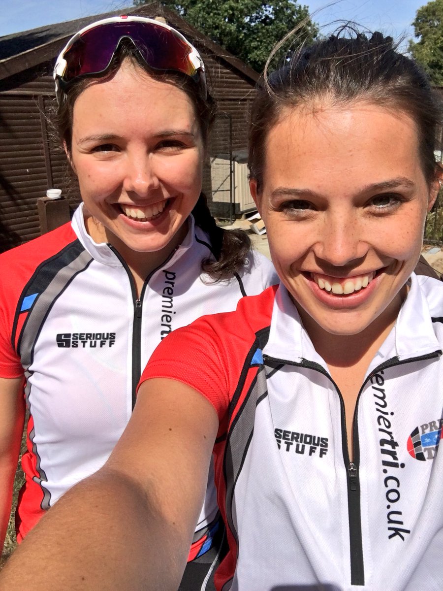 Sunny Saturday morning cycles in our Premier Tri kit 🚴‍♀️🚴‍♀️