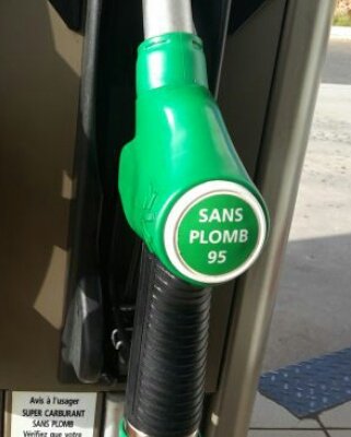 Norenta_'s tweet photo. La meilleur boisson ?
Rt pour Sans plomb 95
Fav pour Coca Vanille https://t.co/meCDpyQLjI