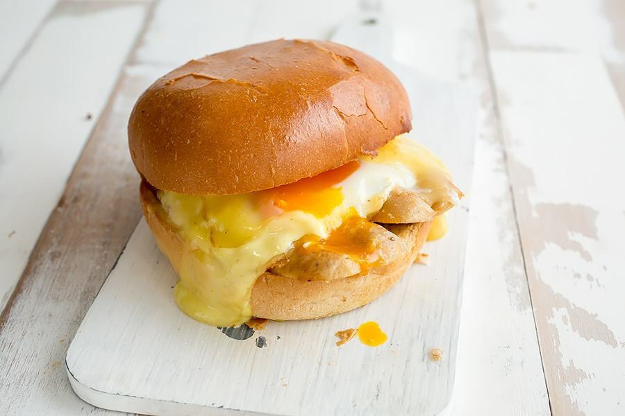 BelfastHatch's tweet photo. MmmmmmmMonday! Say hello to the Sausage, egg & cheese warmed brioche at Hatch. Made for days like this, overcast and post Feile! It's ready when you are! #hatchbelfast #mmmmMonday #hatchhappiness @FeileBelfast https://t.co/6OMvfPOtMH