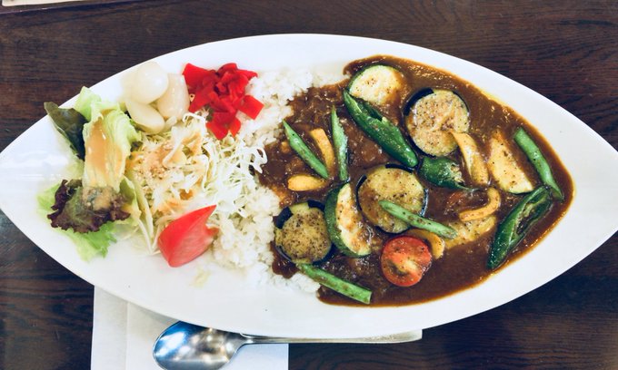 暑い夏こそカレーだねのtwitterイラスト検索結果