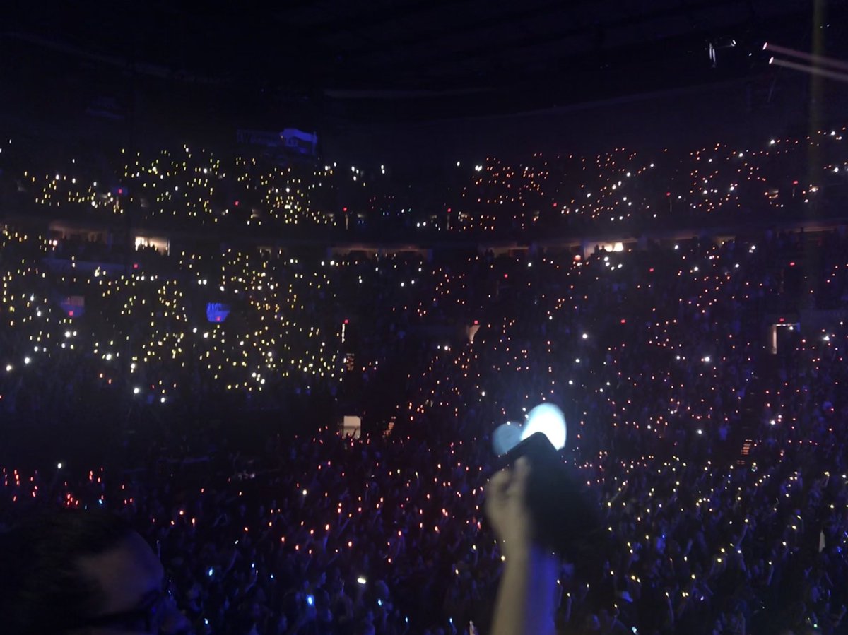 lanemonsrud's tweet photo. I'm so glad I got to be part of this lovely project, seeing the excitement as I handed the hearts to people was beyond words. #PATDhearts #PATDportland #heartsproject https://t.co/QJIiTYyulo