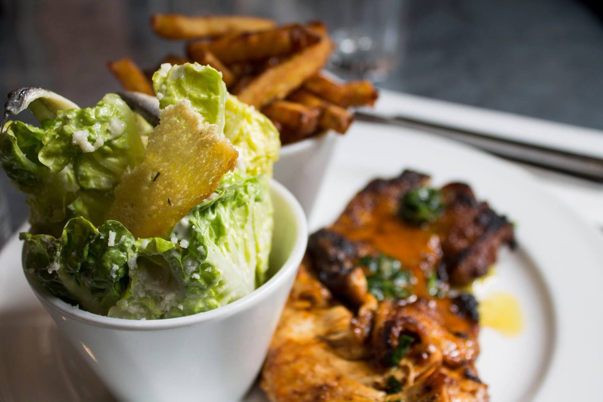 Lets | Do | Lunch 🍴
Peri Peri Chicken served with mini caesar salad &amp; chips.
Best meal deal in town 😉

#GreatFoodEveryDay