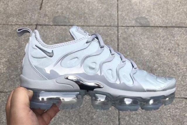 RetroLaceZA's tweet photo. 👟Nike Vapormax Plus + Courier
🏷R1550
📦Get yourself or someone a pair soon
✉️DM to order/enquiries
📱WhatsApp 081 703 6924
📲Or Call 081 797 7955
#retrolaceza #qualitypremium #onlinestore #tagafriend https://t.co/3WODqOPiaD