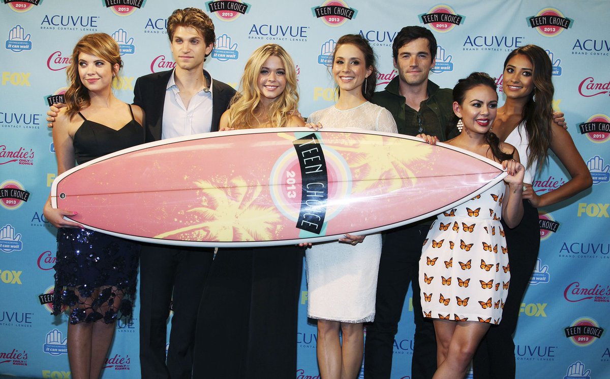 INLOVEWITHDS's tweet photo. IO NON DIMENTICO TUTTO QUESTO! ❤️😢
#TeenChoiceAwards
#TeenWolf #PrettyLittleLiars https://t.co/wuue6nwngJ