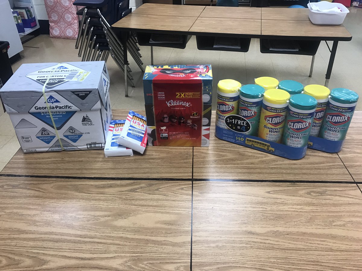 MrsBryan6's tweet image. Some of my church family sent blessings to my class #donationshelp @Collins_Rhodes #BetterTogether