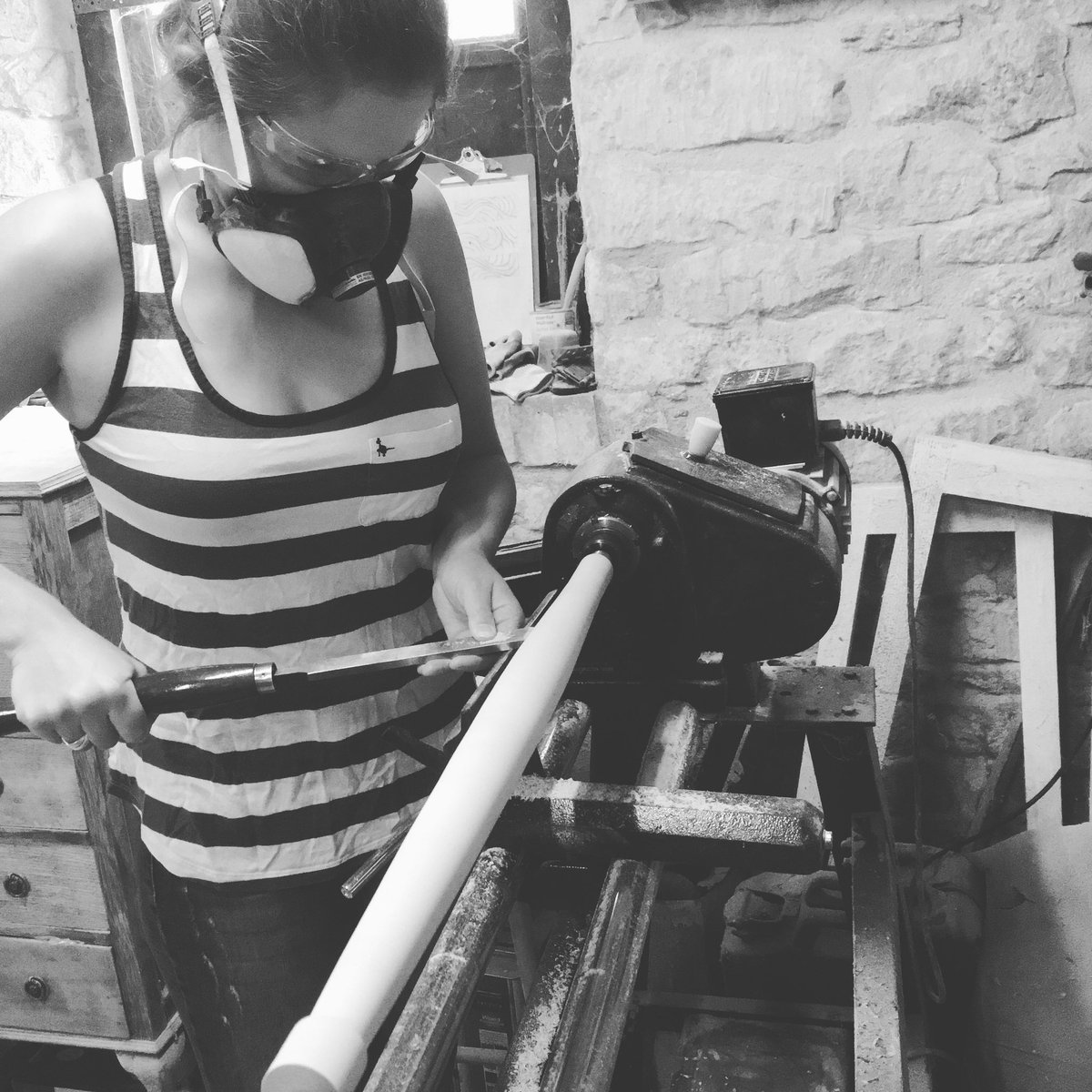 After a lovely weekend, back to work. Planning to get the legs finished and in today, then final glue up tomorrow 🌳 #design #furnituremaker