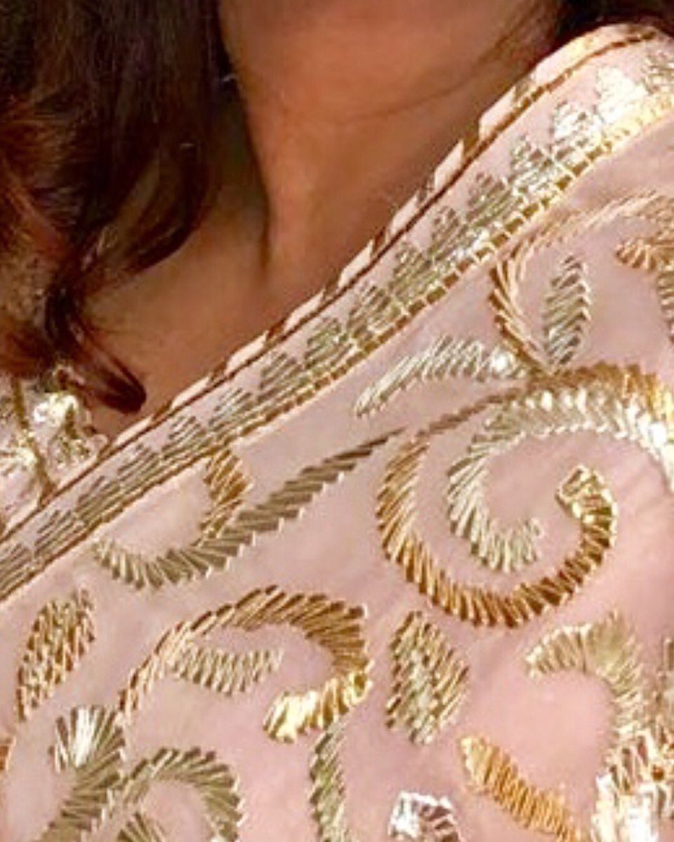 Something so timeless and elegant about <a href="/dabiricouture/">DabiriCouture</a> s gorgeous collections ! Thank you <a href="/ambikajain77/">Ambika Jain</a> for this absolutely beautiful look 😘🙏🏻