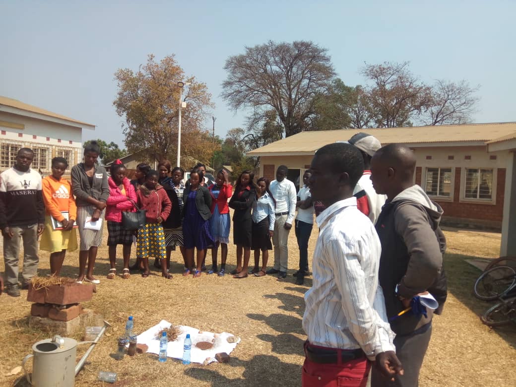 csprnwppmt's tweet photo. Training for Youths in conservation farming, village banking and green charcoal going on sponsored by kansanshi foundation https://t.co/0yFBKwP8bF