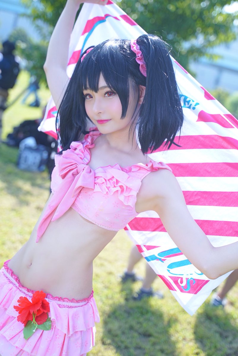 p_xxxx_q's tweet image. ラブライブ！
矢澤にこ

あっつーい！
にこの水着に期待してる？？

コミケ1日目ありがとうございます！
楽しかったよー！
大好きなにこにーのコスプレでした！

photo (@arurukann777 )

#コミケ94 
#c92コスプレ