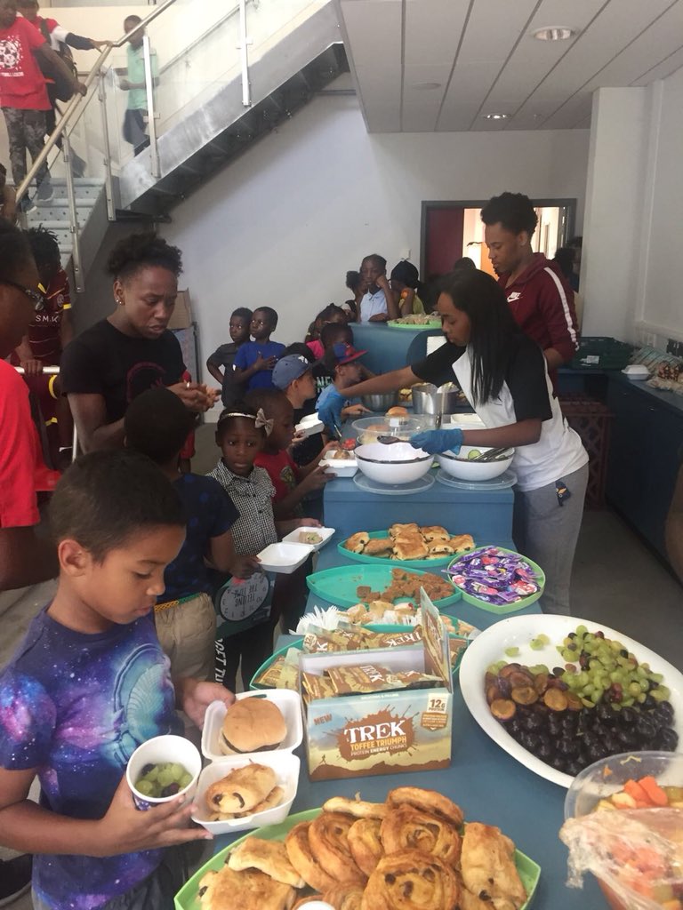 JamesGregs11's tweet photo. More great pictures from some of our London @StreetGames #FitandFed projects #endholidayhunger #doorstepsport please follow & RT our hashtag 2 spread awareness of the great work community organisations are doing this summer. #preventhunger #preventisolation #preventinactivity https://t.co/bGCeFAshmz