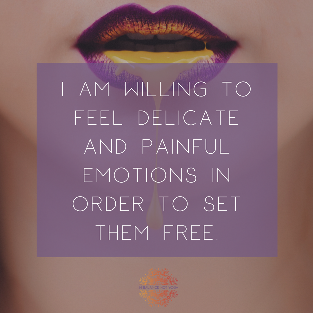 💜 Affirmation of the week 💜
.
Writing down what you are feeling is a great way to let go. 
.
#affirmationoftheweek #letgo #feelings #emotions #painful #delicate #free