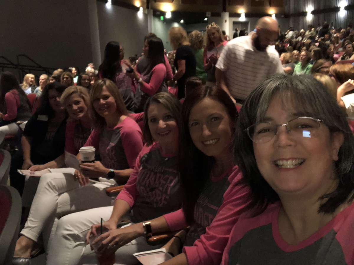 chey_pete's tweet photo. Convocation with EPS #EPSLeads https://t.co/ag3yG6WGoR