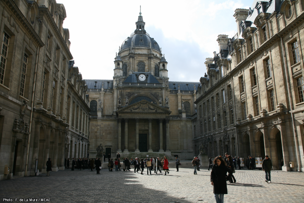 📚Want to study in France? 
Follow the <a href="/CampusFrance/">Campus France</a> guide→ campusfrance.org/en/come-to-fra…
