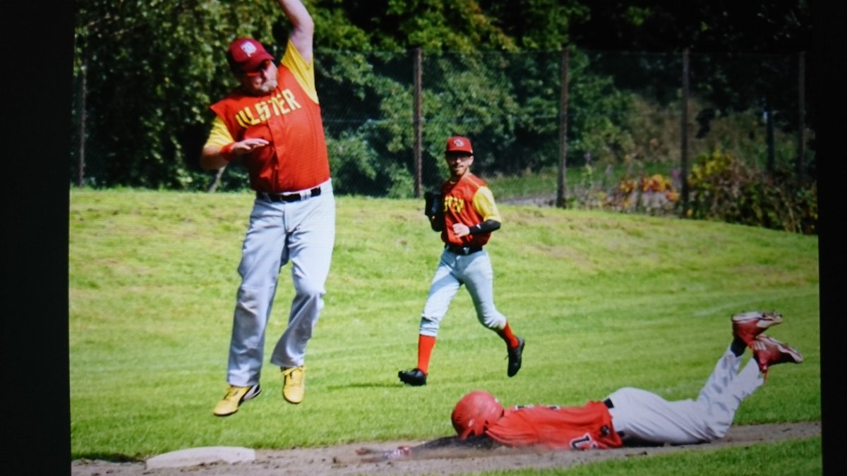 Ulsterbaseball's tweet photo. Vs @DCHurricanes (12.8) @baseballireland @bsuk @baseballunited @lisburnccc

📸 : @643photography https://t.co/pYhlRWuxgy
