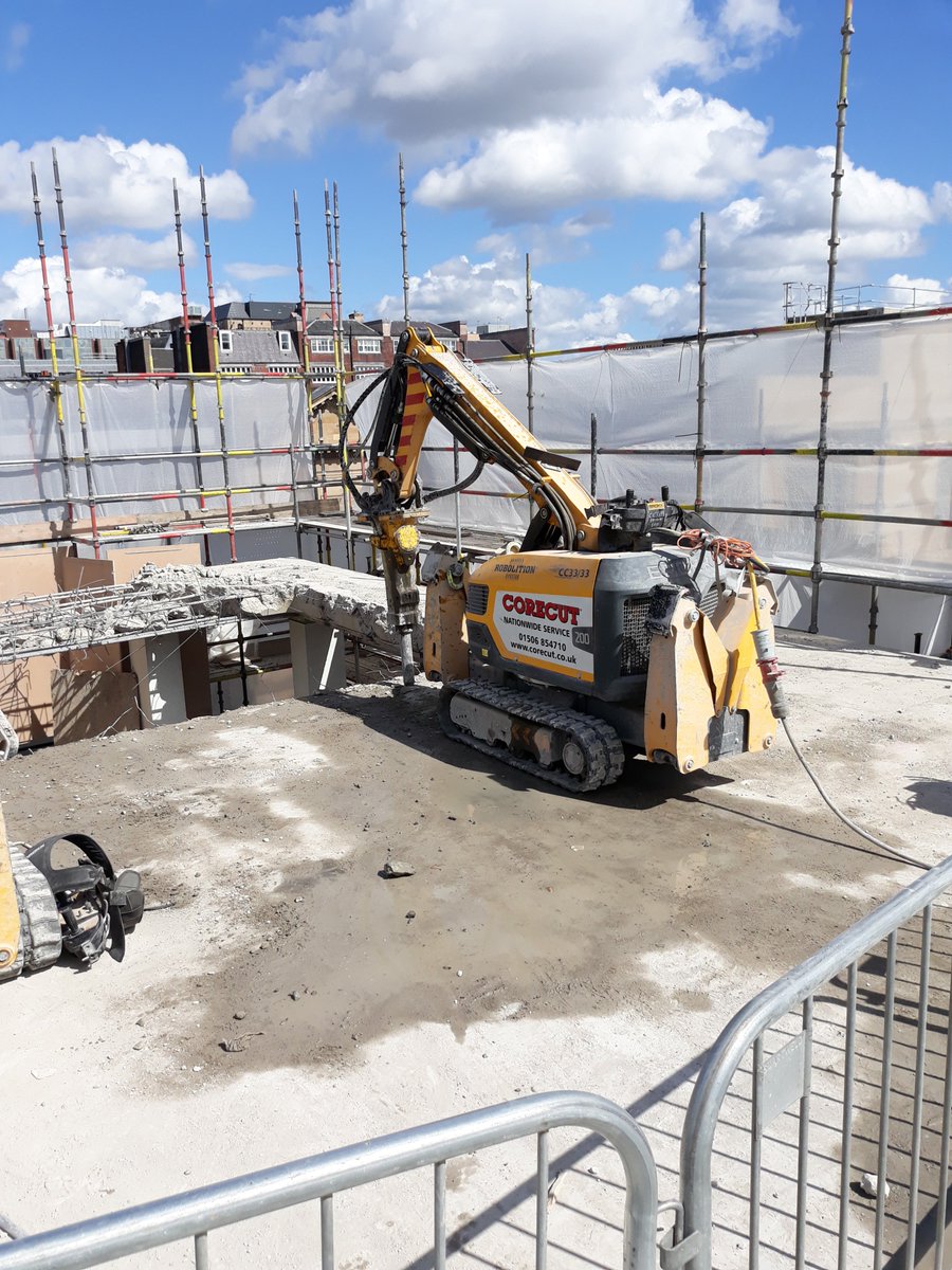 Diggers in the clouds at Cadworks, Glasgow! Let's be honest, we'd all love a shot... #Glasgow #commercialproperty #commercialrealestate #Scotland #giesashot