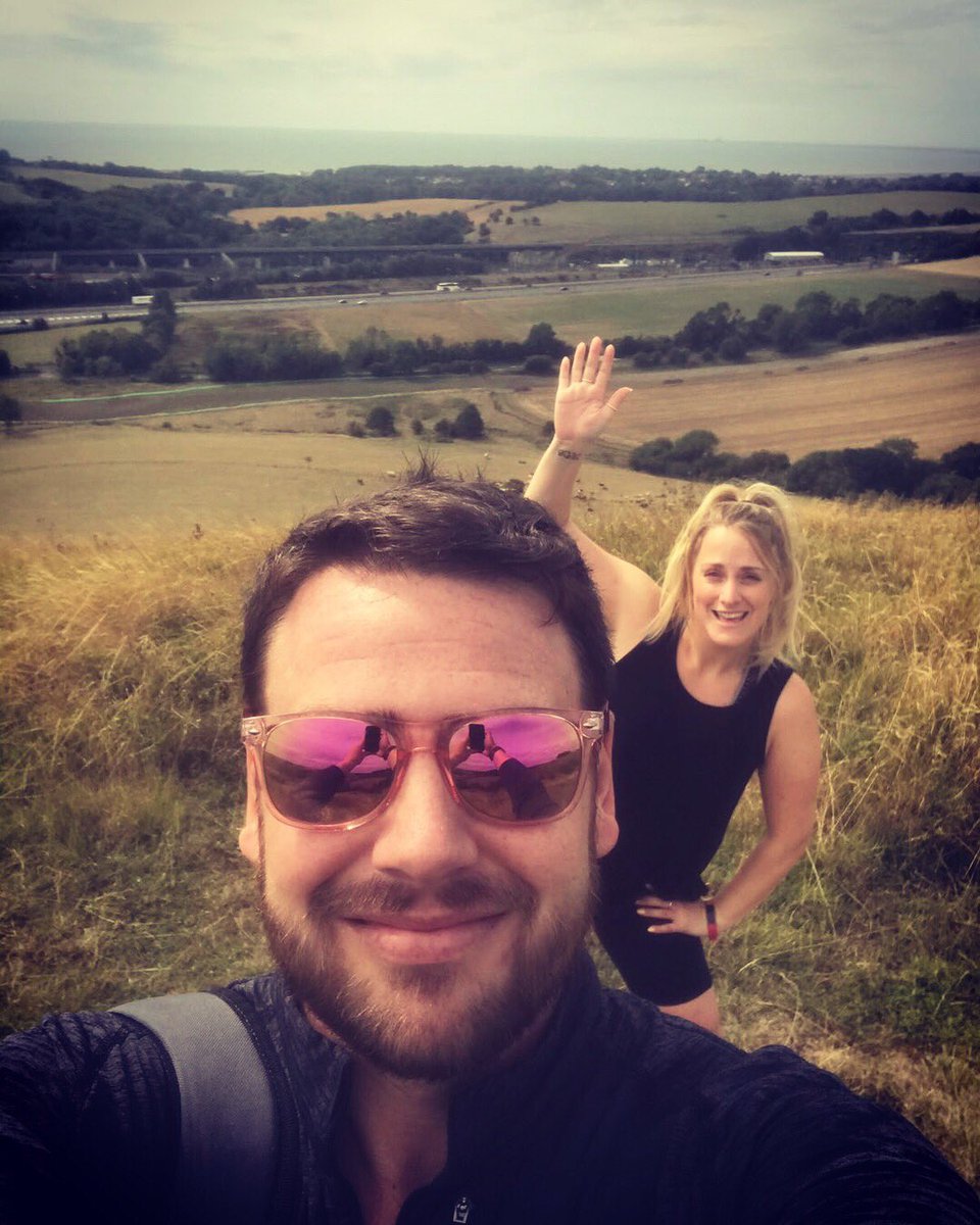 MrsF202's tweet photo. A long, very hilly Sunday trek yesterday with my guy @Falkie11, who totally rocks my pink shades πππ€π»π§π»πΆπΌββοΈπΆπ»ββοΈπ #walking #exploringkent #elhamvalleyway https://t.co/Eg8P9Ug11U