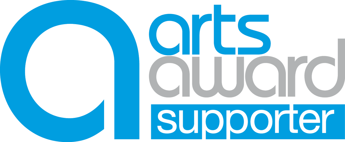 UnitTwentyThree's tweet photo. Having a MEGA #silverartsaward day today with our young people - working on portfolios and collecting evidence together from their Unit 2 projects #artaward #youngpeople #creativity #workinghard #DissFest https://t.co/e9F4Lw5cag