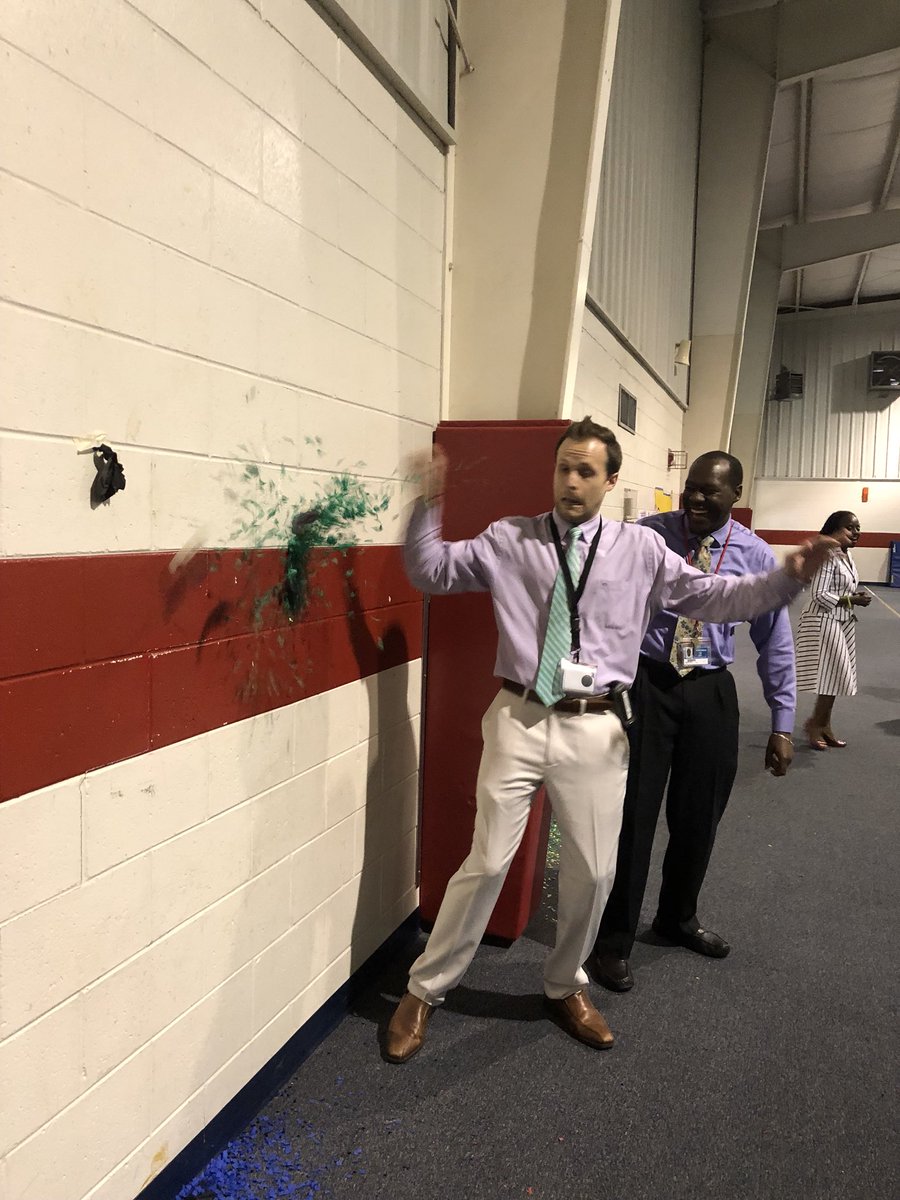 Altama wants to give a HUGE shout out to Ms. Swinea for enthusiastically assuming the leadership role in coordinating our 5th grade houses this year! What a GREAT first day of school!! @glynnschools