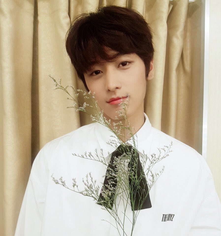 THE BOYZ (더보이즈) tweet media