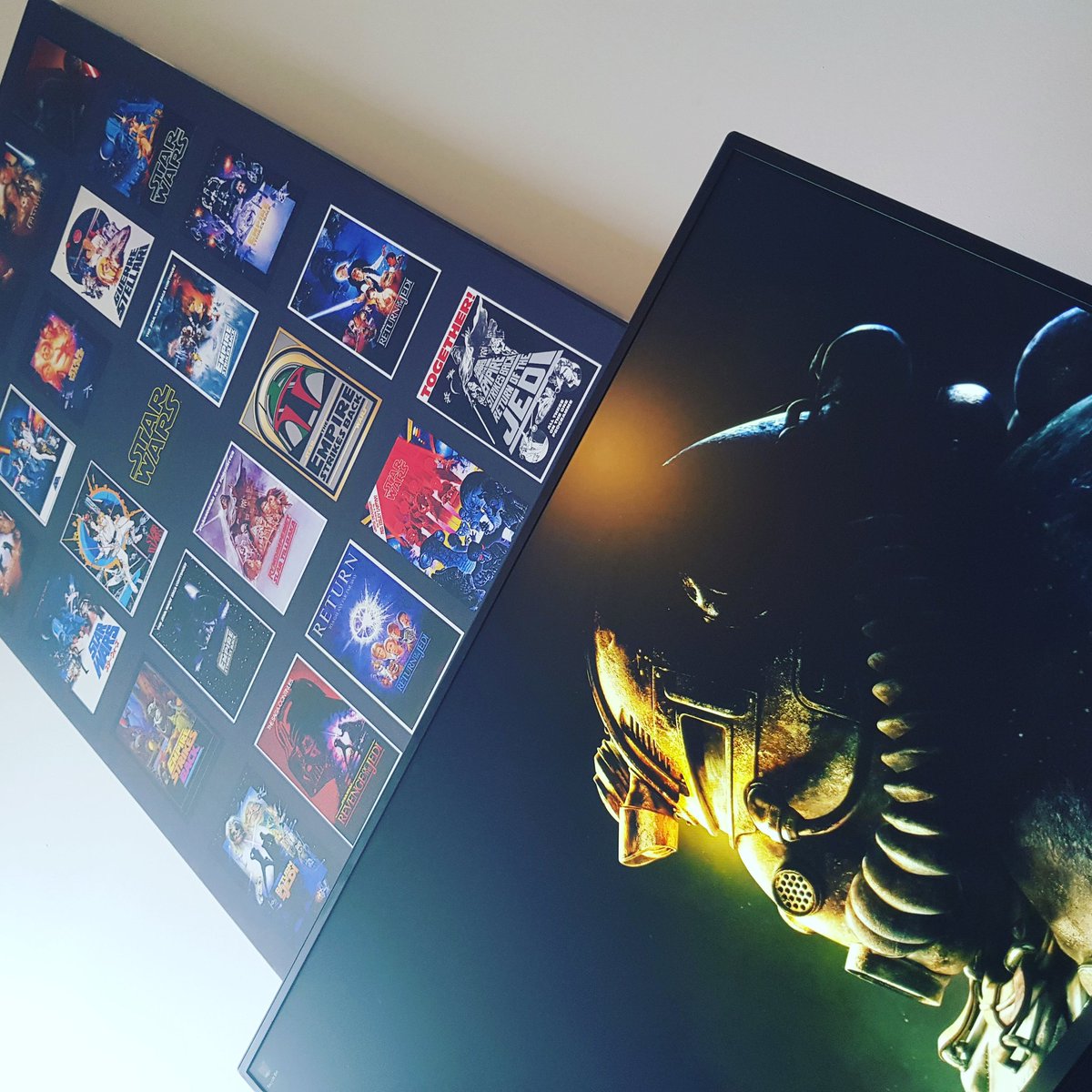 amsteveo's tweet photo. Looking forward to #fallout76 Gaming setup all ready and waiting in the new flat, taken some time to get ready, and moving was a killer but there now!
#pcgamer #PCGamers #pcgamergirl #pcgamertechworld #pcgamerguy #pcgamerlife #pcgamereview
#fallout #bethesda #besocially https://t.co/qlTeQv4mS3