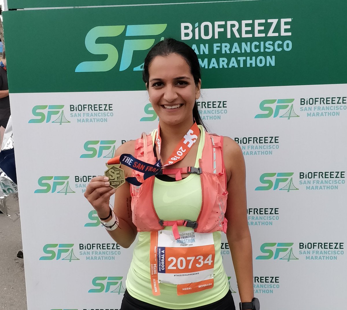 allinrunning's tweet photo. [SAN FRANCISCO MARATHON UPDATE]
Congratulations @aakanksha26 on a new Half Marathon Personal Best at the @theSFmarathon! She started aggressively, maintained the momentum and demolished her previous time by big margin! Her story: https://t.co/DVFjiGtFlZ 

#ALLinRunning #RunALLin https://t.co/41EFU0QwDf