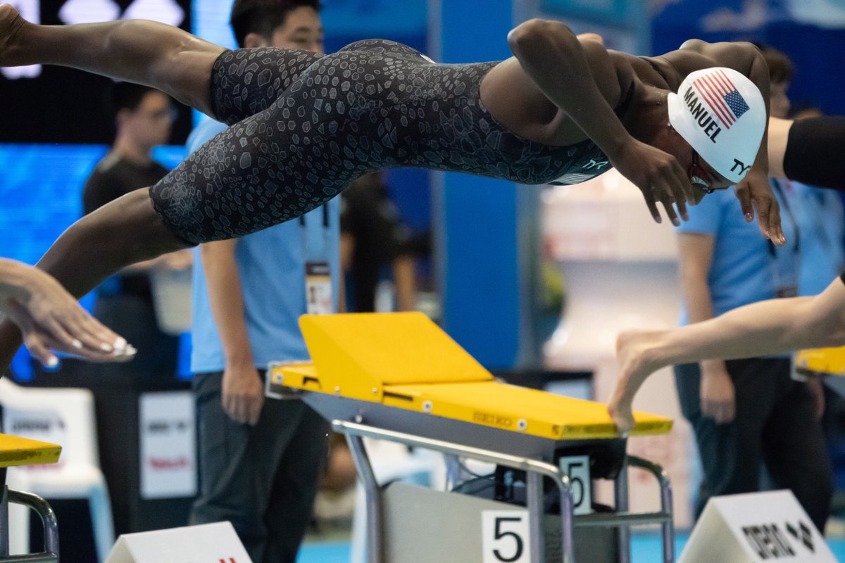 SIMONE MANUEL DkebDquUwAATFDK