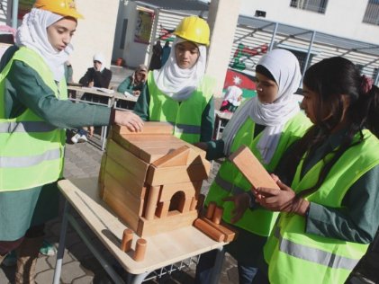 USConsIstanbul's tweet image. #DünyaGençlikGünü&apos;nde gençlerin çatışma önleme, #insanhakları &amp;amp; barışı koruma gibi konularda toplumsal değişime yaptıkları katkılar vurgulanıyor. Yeni #DipNote blog yazısı için: go.usa.gov/xUHph #InternationalYouthDay