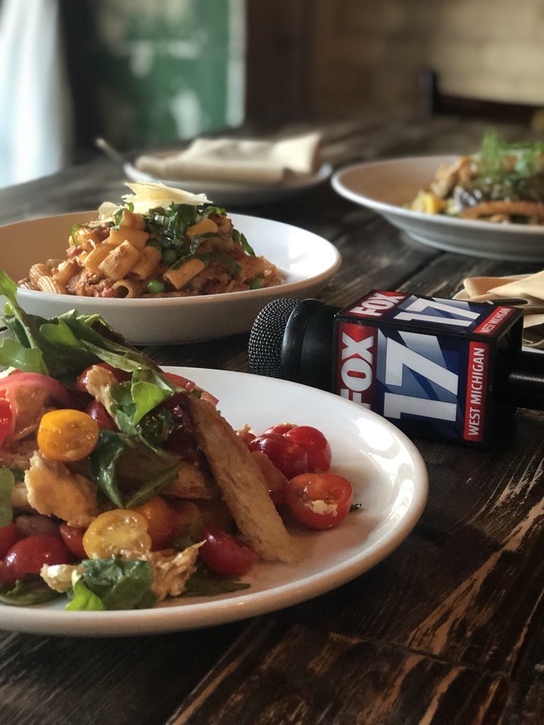 CandaceM_wx's tweet photo. Simply amazing good eats!! Osteria Rossa is a MUST for restaurant week! Make sure you get out and try one of the almost 80 places participating throughout Kent County! @FOX17 #experiencegr #goodeats #rwgr #foodie ππ΄ https://t.co/6oSN61aof1