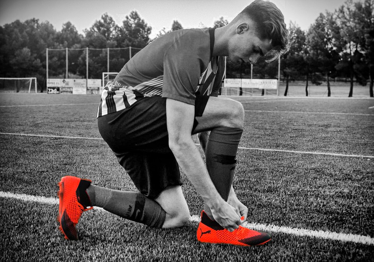 Las mejores armas para la pretemporada💪🏻👊🏻⚽️ #PUMAfuture #NewLevels <a href="/pumafootball/">PUMA Football</a>