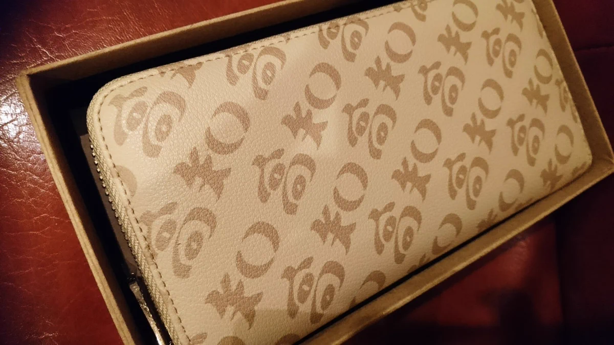 コーチのお財布？え？高知？シュールすぎて欲しくなるww