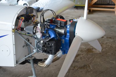 h_hirth's tweet photo. Our #Hirth F23 - 50hp powers the SD-1 Minisport current European #Microlight Champion. #2strokepioneer #EMC https://t.co/uajuQLtDO0 https://t.co/XSy5FrvAXE