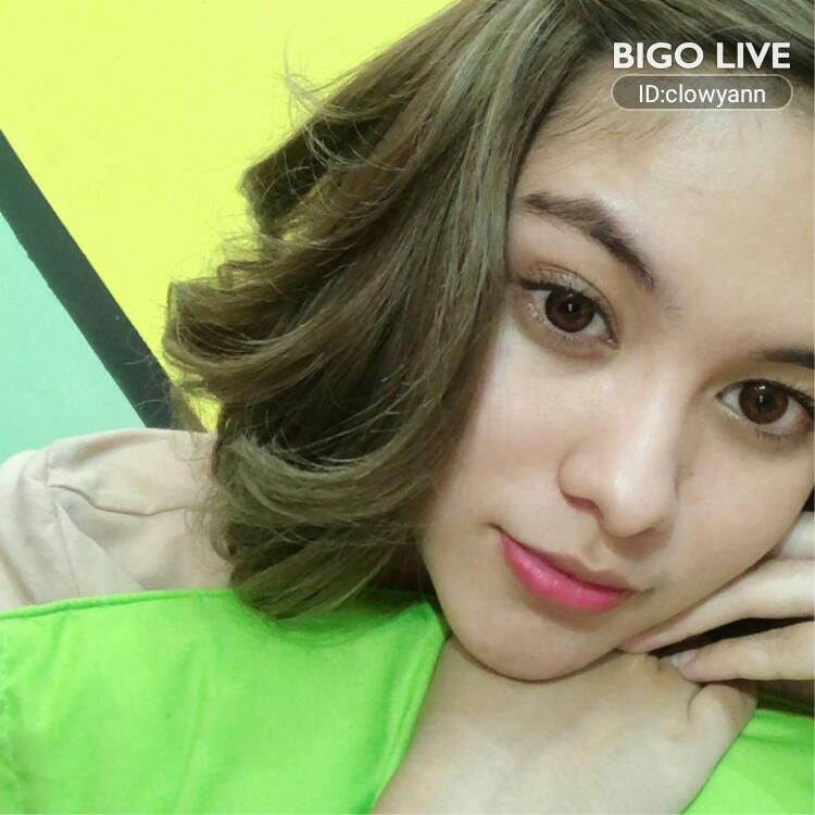 Boobtax's tweet photo. OMG! Kamu harus melihat ini. #BIGOLIVE.  
https://t.co/zhAAclWUa6 https://t.co/k0qV5D0RBp